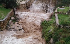 سيول في بعض المناطق اللبنانية نتيجة هطول الامطار 
