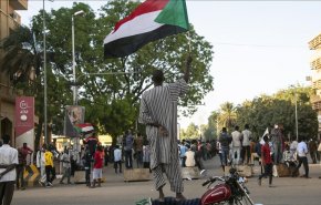 السودان يغلق 131 منظمة خيرية ويصادر رموز نظام البشير