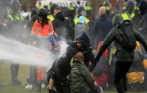 هولندا و الدنمارك.. احتجاجات على تشديد قيود الحظر بسبب 'كورونا'