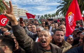 تونس وتحديات التجربة الثورية خارج العنف
