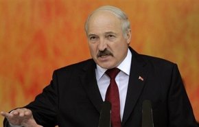 الرئيس البيلاروسي:  سأدافع عن البلاد حتى على متن دبابة 