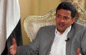 مقام یمنی: مسئولان دولت هادی کاری جز دزدی نمی‌کنند
