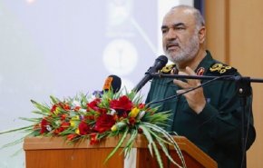 سرلشکر سلامی: اراده دشمن برای براندازی نظام اسلامی در هم شکست