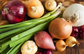  7 نصائح للتخلص من رائحة البصل والثوم