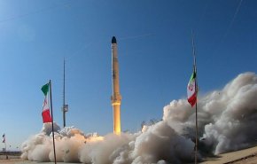 وزیر دفاع: ماهواره‌بر ذوالجناح قدرت علمی ایران را به اثبات رساند