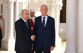 تونس: رسالة قيس سعيّد إلى  نظيره الجزائري..وهذا مضمونها