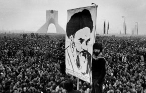 شاهد.. الثورة الاسلامية في ايران، معجزة القرن العشرين 