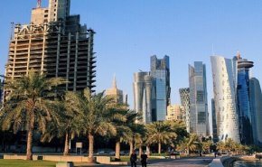وزير قطري يجتمع مع القائم بالأعمال بسفارة السعودية لدى الدوحة
