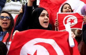تنش‌ها در تونس ادامه دارد/ درخواست النهضه از هواداران برای حضور در خیابان