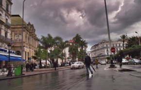 الجزائر تحذر مواطنيها من سوء حالات جوية  في البلاد