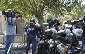 الاحتلال يعتقل مصور قناة العالم في مدينة القدس المحتلة