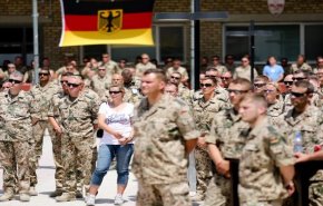 ألمانيا تمهد قواتها للبقاء في أفغانستان
