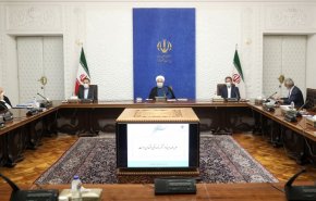روحانی: دولت در تلاش برای واقعی کردن قیمت ارز و تثبیت قیمت ها است/ اهداف شوم دشمن را در جنگ اقتصادی خنثی کردیم