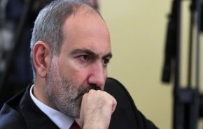 رئيس وزراء أرمينيا ينتقد قرار رفض إقالة رئيس الأركان العامة