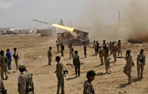 وحشت وابستگان دولت مستعفی یمن از آزادی «مأرب»
