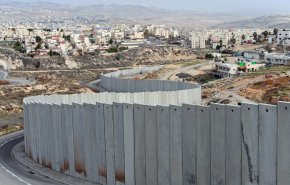 الاحتلال يستكمل بناء الجدار الخرساني على حدود قطاع غزة