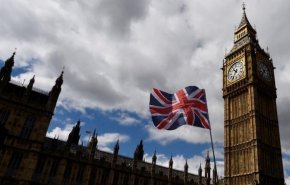 وثيقة مسربة: بريطانيا تدرس تقليص مساعداتها لسوريا وليبيا