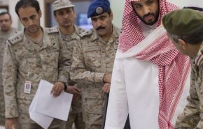 'وزير الدفاع فاشل' أصبح ترندا للسخرية من بن سلمان