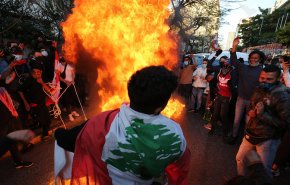 احتجاجات لبنان.. أزمة السياسة ومأزق الاقتصاد