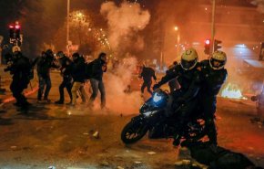 اعتراضات در آتن به خشونت کشیده شد