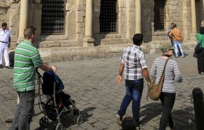 الإحتلال يشكل لجنة مصغرة لدخول سياحه من وإلى سيناء!