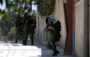 زخمی شدن ۲ فلسطینی در تیراندازی نظامیان صهیونیست
