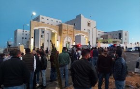 الأردن.. احتجاجات بعد مأساة وفيات مستشفى السلط

