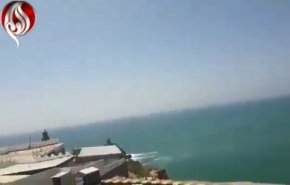 ویدئویی از لحظه فرار وزرای دولت هادی از عدن به وسیله قایق