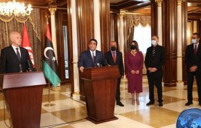 سفر رئیس‌جمهور تونس به لیبی/ درخواست برای فعال شدن اتحادیه مغرب عربی