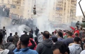 مصر.. حريق كبير بمحال مجاورة لمحطة قطار الزقازيق 