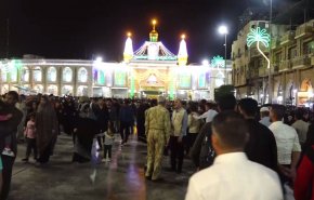 العراقيون يحيون الزيارة الشعبانية في كربلاء المقدسة