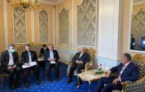 ظريف يجري مباحثات مع وزير خارجية طاجيكستان
