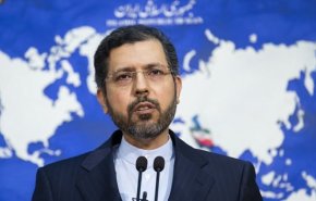 خطيب زادة: سياسة ايران الحاسمة هي الغاء الحظر كله
