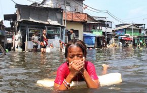 إندونيسيا.. مصرع 20 شخصا على الأقل جراء الفيضانات