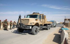 شاهد.. العراق يتسلم معدات من ’التحالف الدولي’ في قاعدة عين الاسد