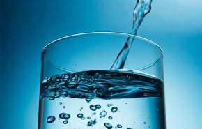 برای درمان کرونا روزی دو لیتر آب بنوشید