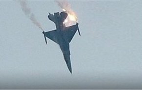 الدفاع التركية: تحطم طائرة في البحر قبالة إزمير ونجاة طياريها