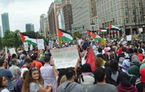 الفلسطينيون في شيكاغو ينجحون في إسقاط مرشحة مؤيدة للاحتلال