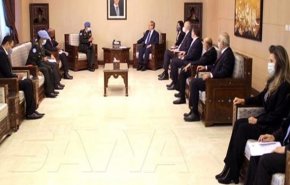 بررسی تجاوزات رژیم صهیونیستی در دیدار فرمانده نیروهای سازمان ملل با وزیر خارجه سوریه
