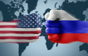 سناتور روس: بایدن نمی تواند روسیه را به زانو درآورد