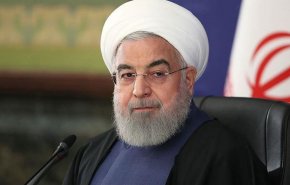 روحانی: ارتش ایران ارتش انقلاب است و باید از ارزشها و رای ها دفاع کند