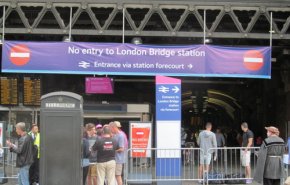 بريطانيا تخلي محطة قطارات 
