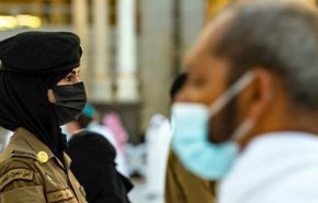 عربستان سعودی 80 نیروی امنیتی زن در حرم مکی مستقر کرد
