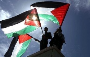 شاهد .. هل ارجاء الإنتخابات الفلسطينية ينسف جهود المصالحة؟