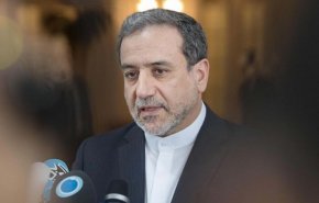عراقچی: موافقت با خروج نام اکثریت افراد، اشخاص و نهادها از فهرست تحریم‌ها/ مذاکره درباره این فهرست هنوز ادامه دارد