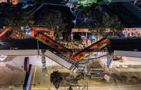 شاهد..انهيار جسر مترو يسفر عن مقتل 23 شخصاً واصابة العشرات في المكسيك
