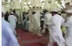 مصر..مصلون يهربون من المسجد أثناء صلاة التراويح،ما السبب؟!
