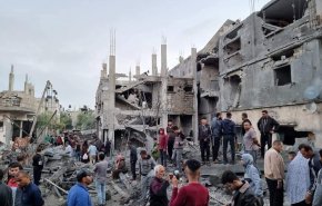 استشهاد فتى وإصابة 8 آخرين في قصف الاحتلال لسوق بغزة