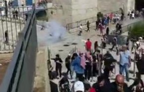 بالفيديو.. الاحتلال يعتدي على الفلسطينيين بالقدس المحتلة