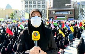 شاهد.. المتظاهرون في طهران: إفتحوا الحدود للذهاب إلى فلسطين